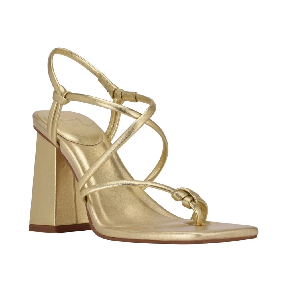 Marc Fisher Giada Thong High Heel Sandals in Gold, NWT, Size 9